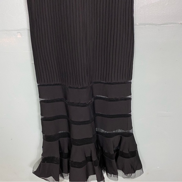 Tadashi Shoji Illushion Mesh Stripe Evening Gown Sz XS Black Maxi‎ - Picture 3 of 8